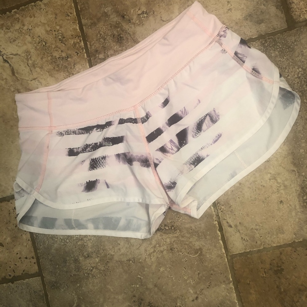 🍋 Lululemon shorts